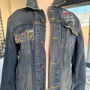 039 Denim Jacket (L)