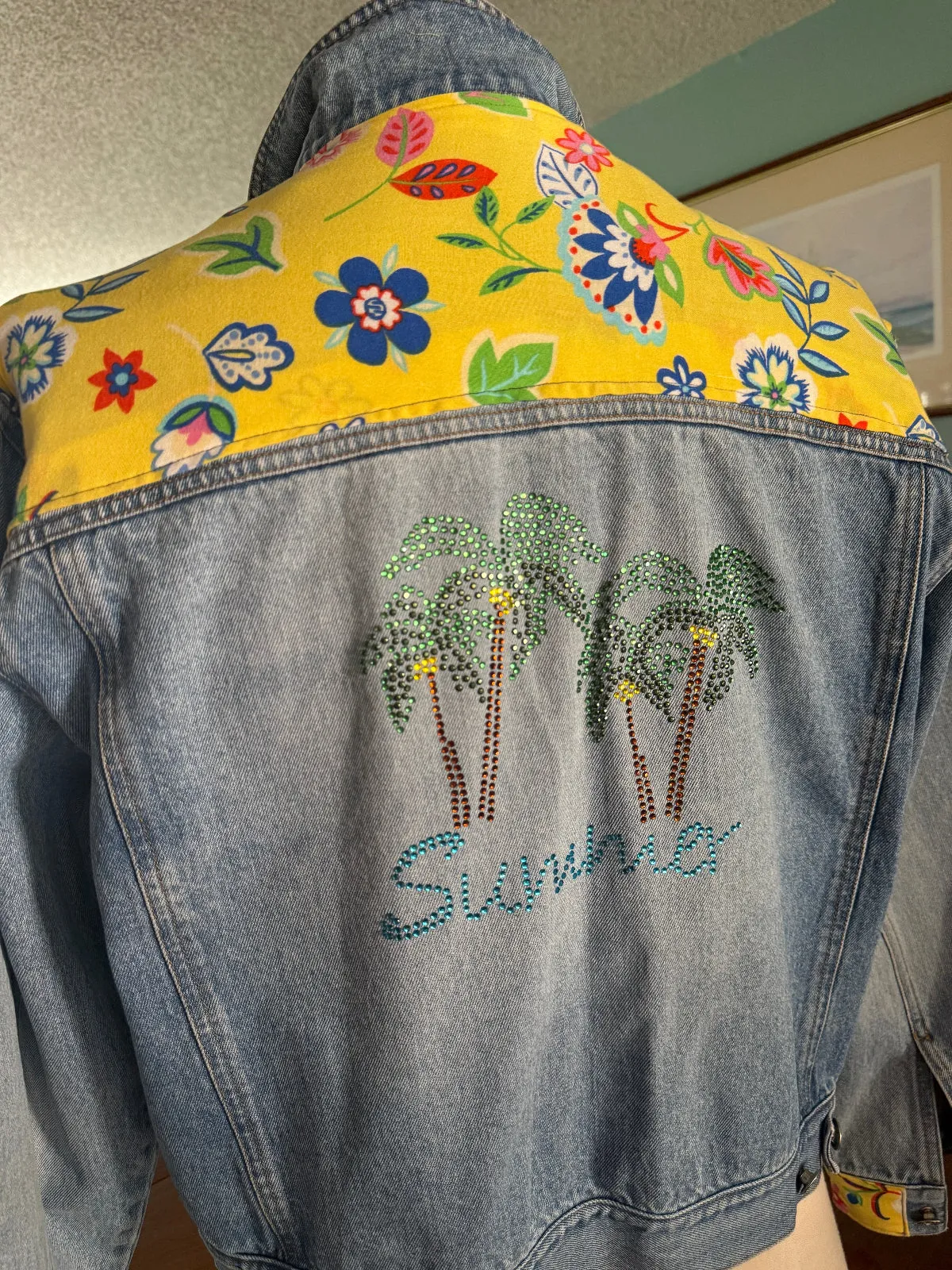 043 Denim Jacket (M)