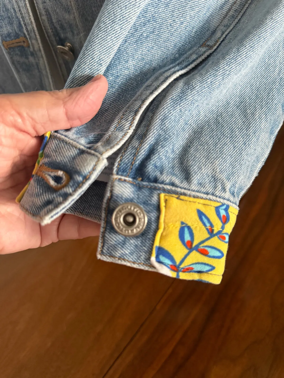 043 Denim Jacket (M)