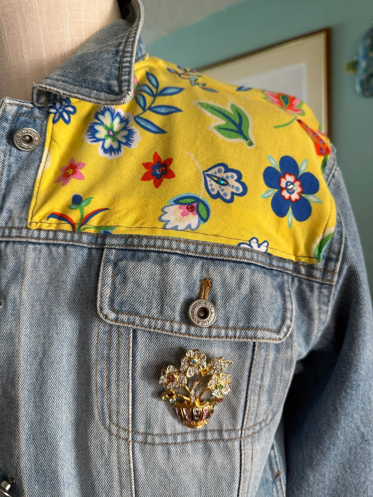 043 Denim Jacket (M)