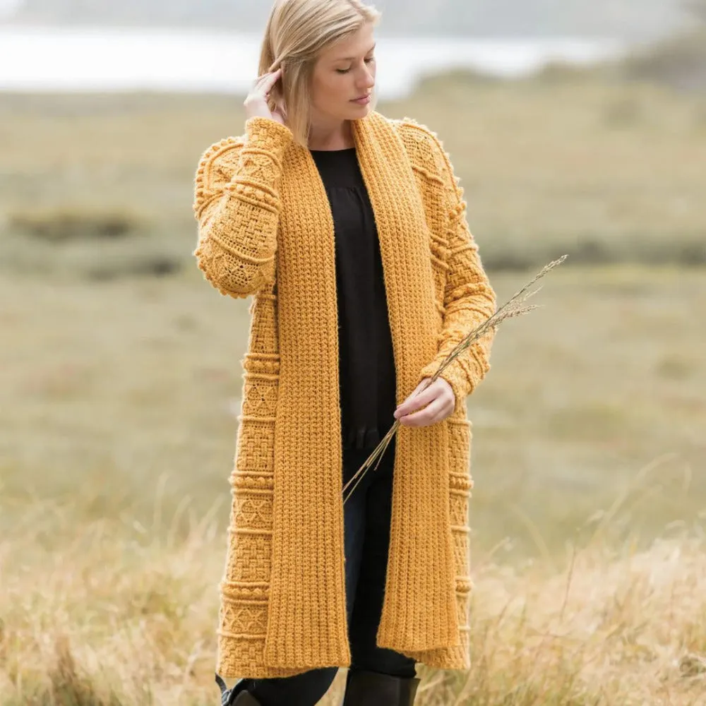 Annie's Crochet Best of Annie's Signature Designs: Apparel