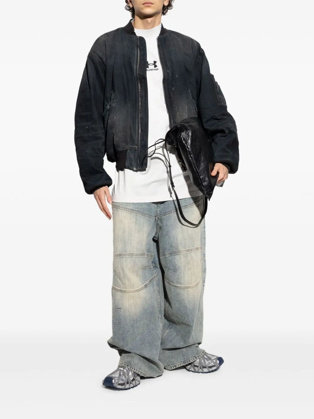 BOMBER JACKET
