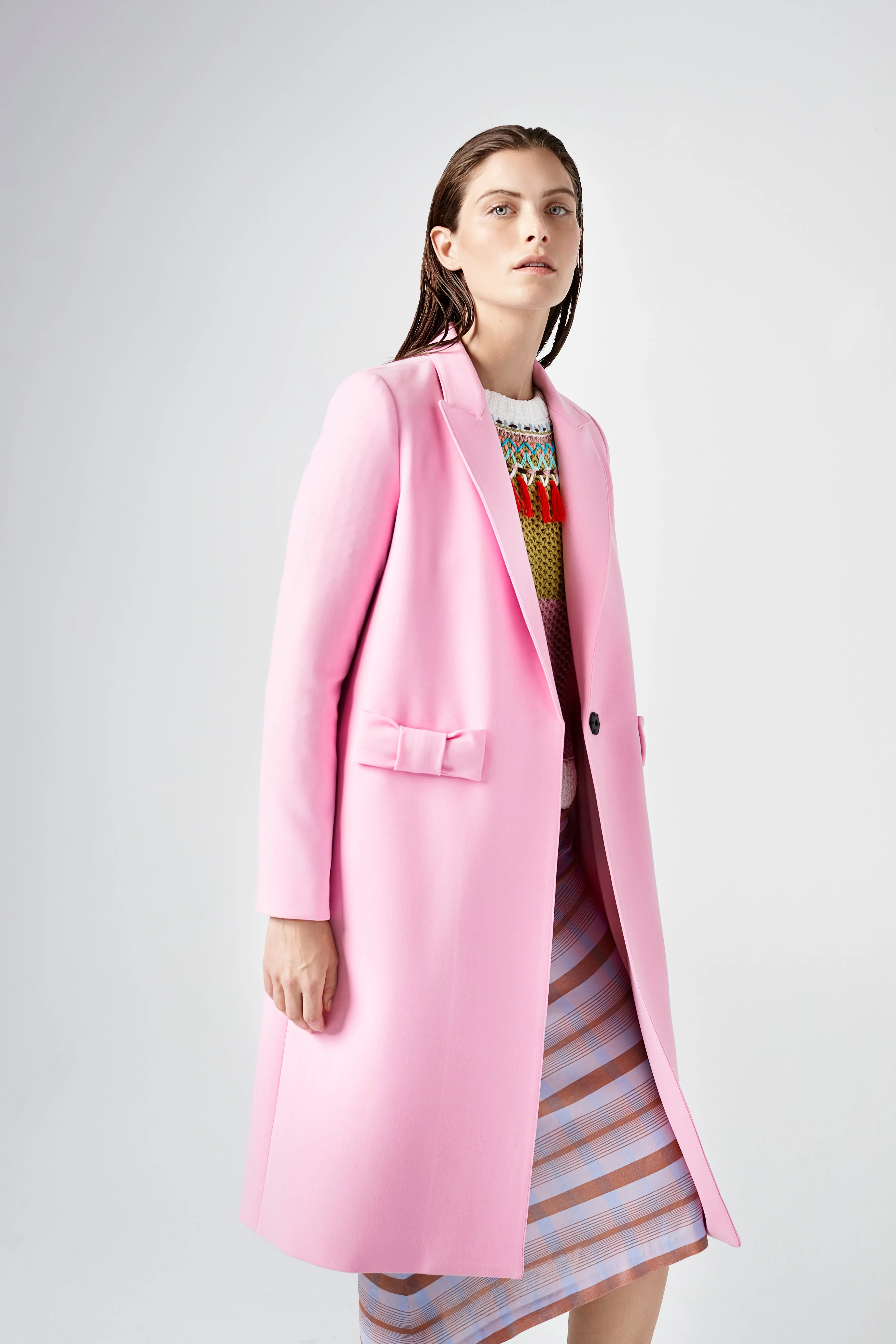 BOW COAT