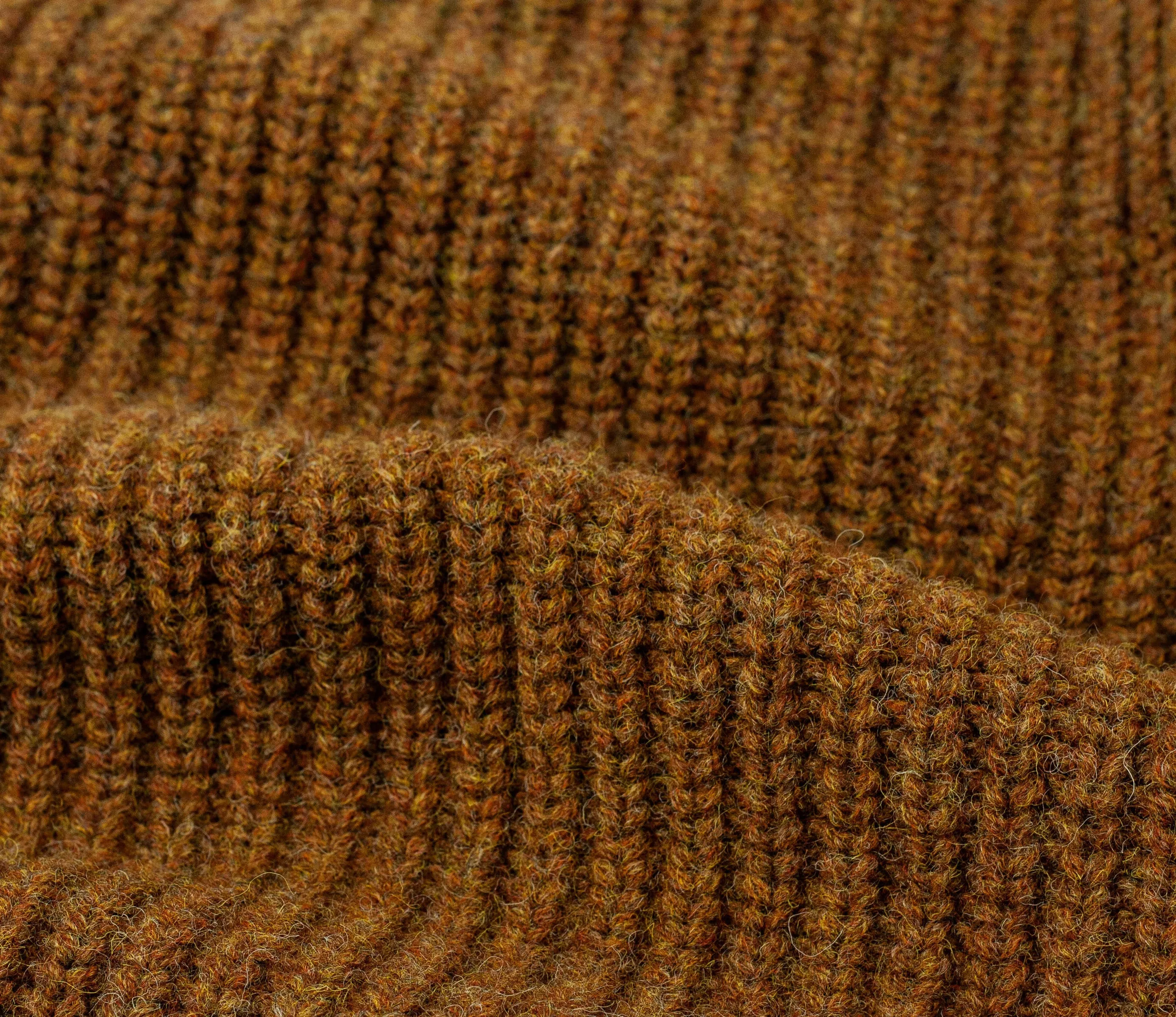 Chunky Wool Fisherman Crew Neck Jumper in Vicuna