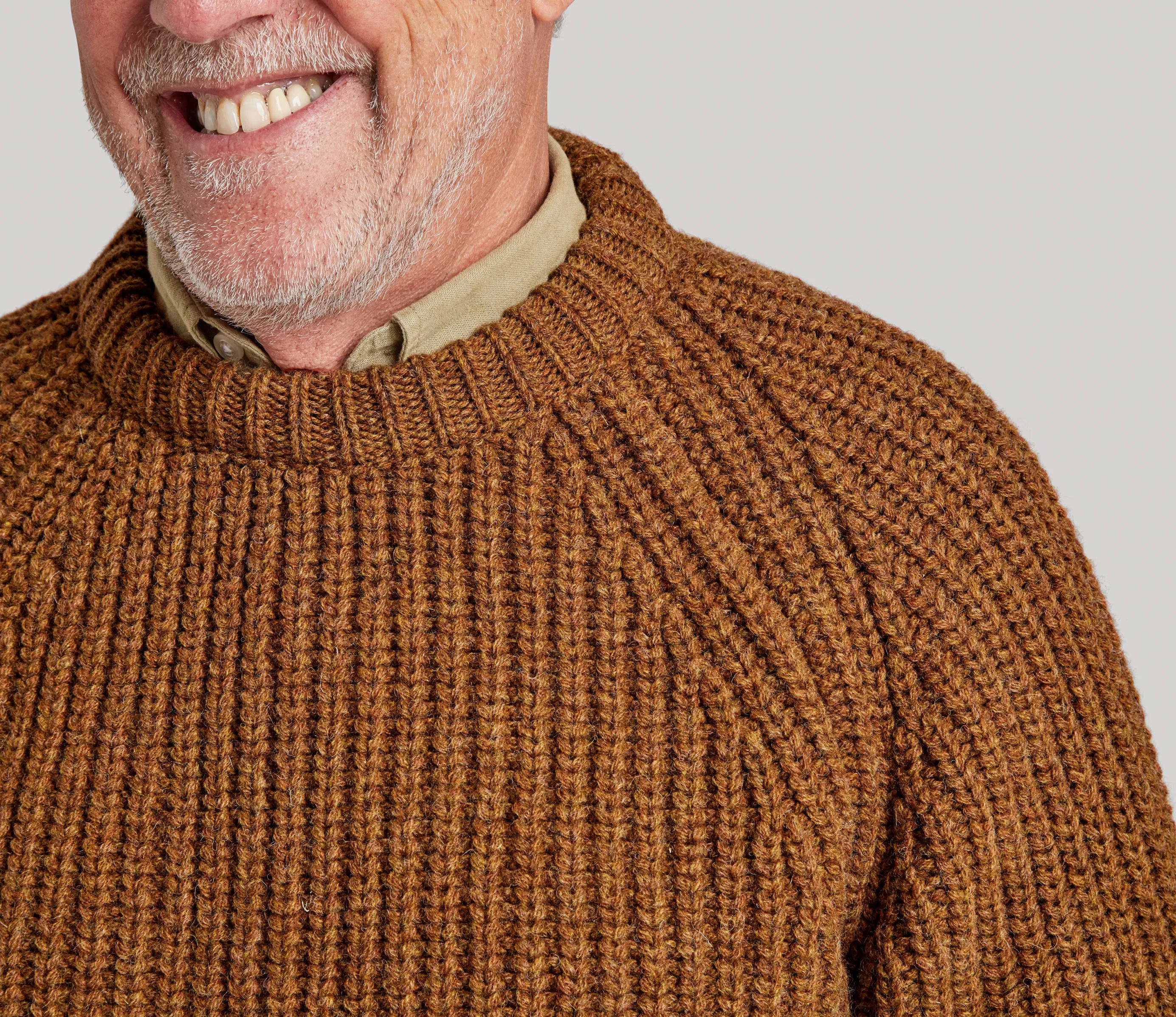 Chunky Wool Fisherman Crew Neck Jumper in Vicuna