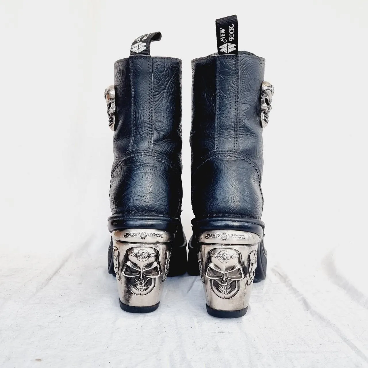 EU 41 / UK 7.5 New Rock Boots