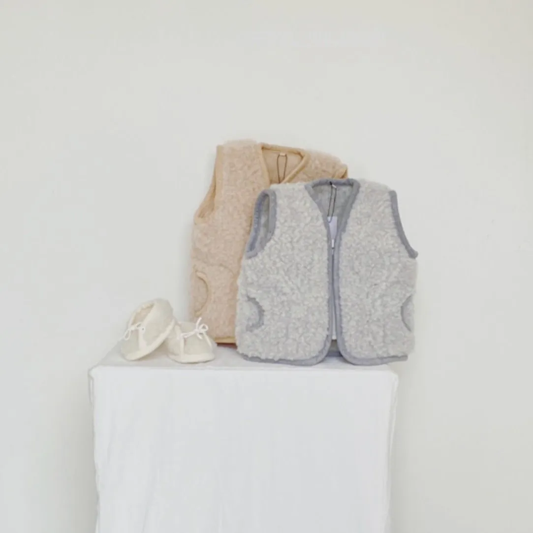 MAMA Clara 100% Wool Vest (Grey)