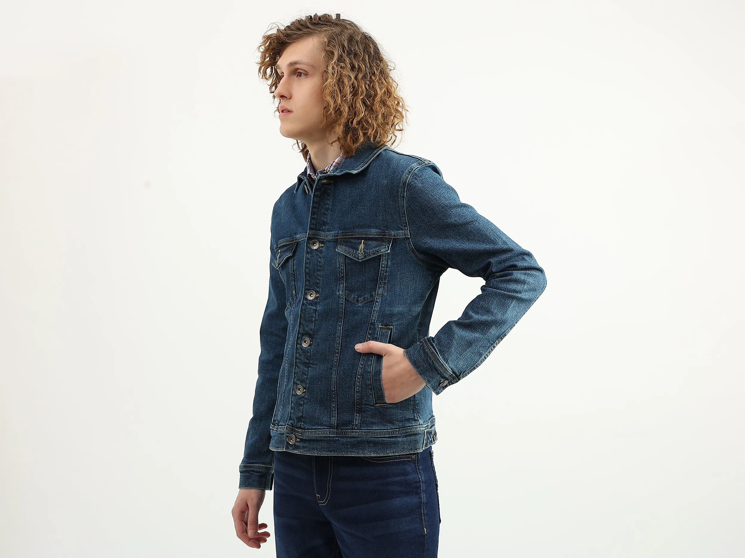 Men Quilted Spread Collar Jacket