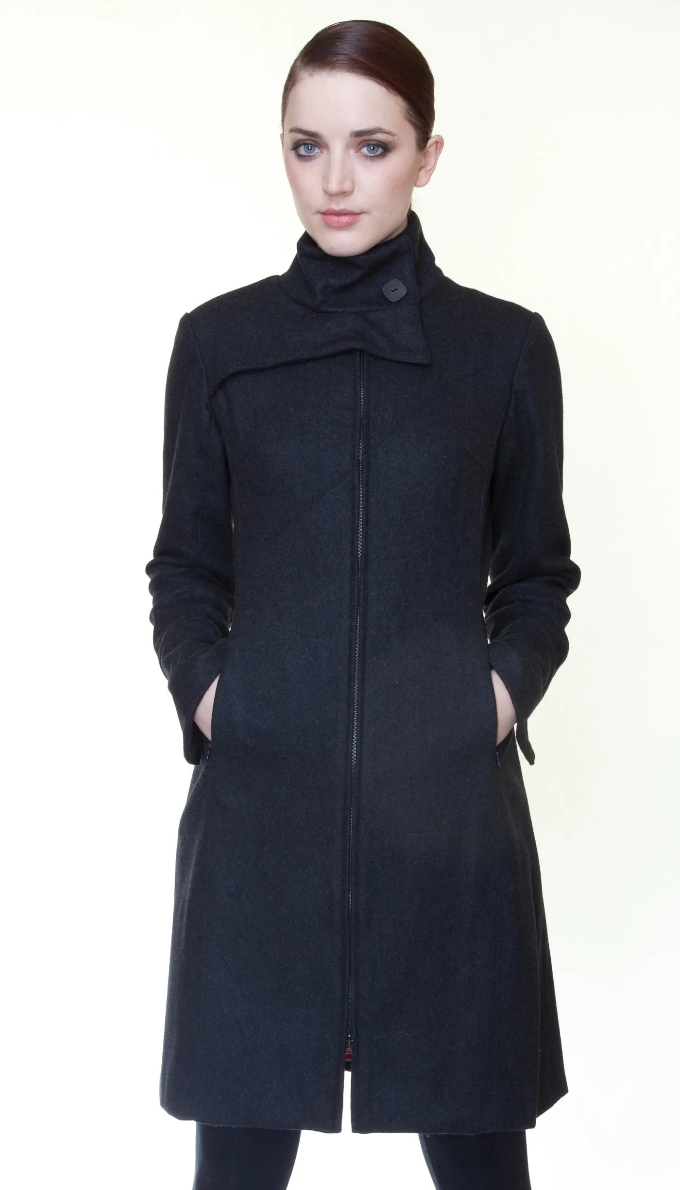 Mock Zip Wool Coat / Black