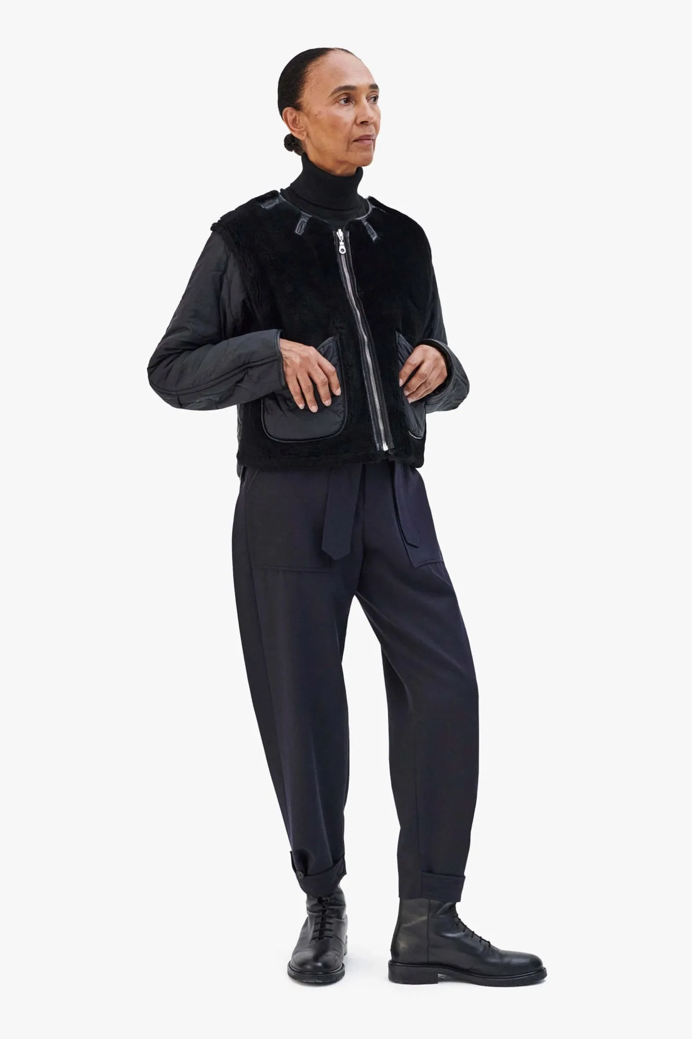Shearling Cropped Aviator Quilt Jacket - Black / Black