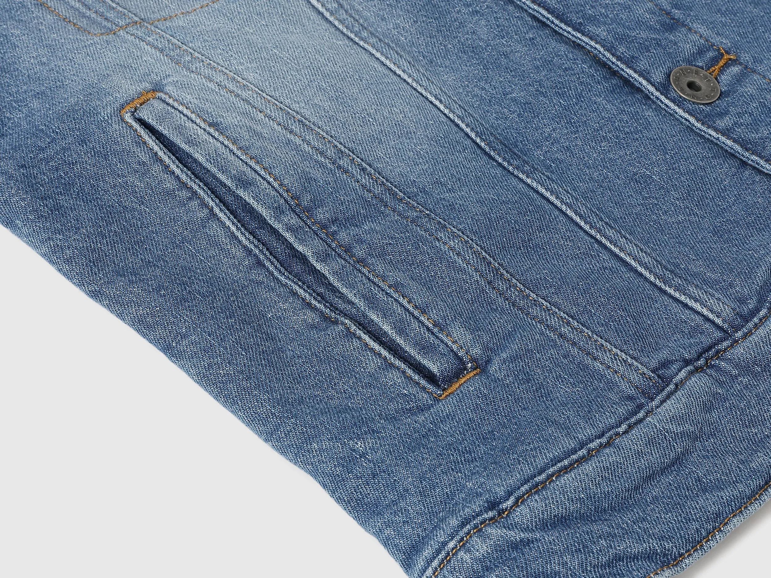 Slim Fit Spread Collar Solid Denim Jacket