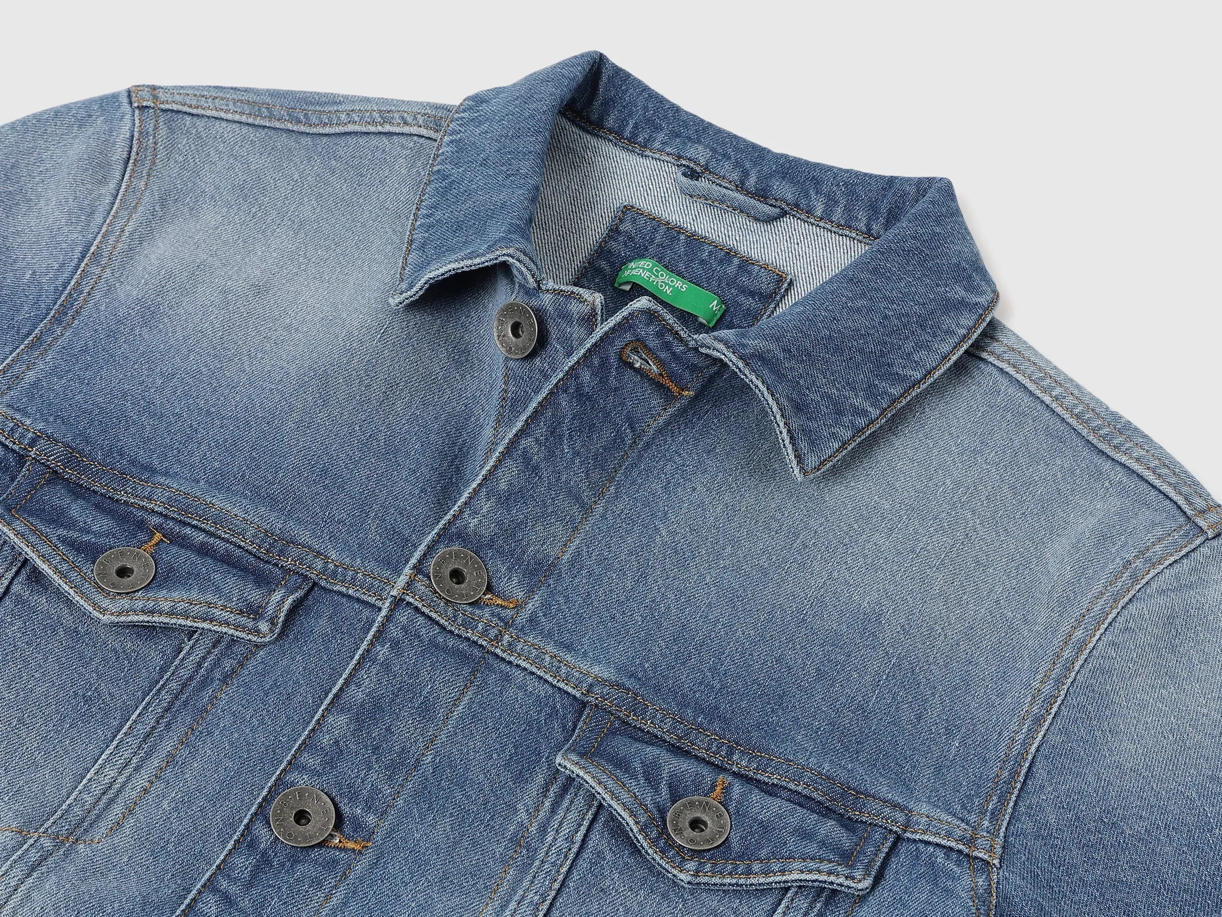Slim Fit Spread Collar Solid Denim Jacket