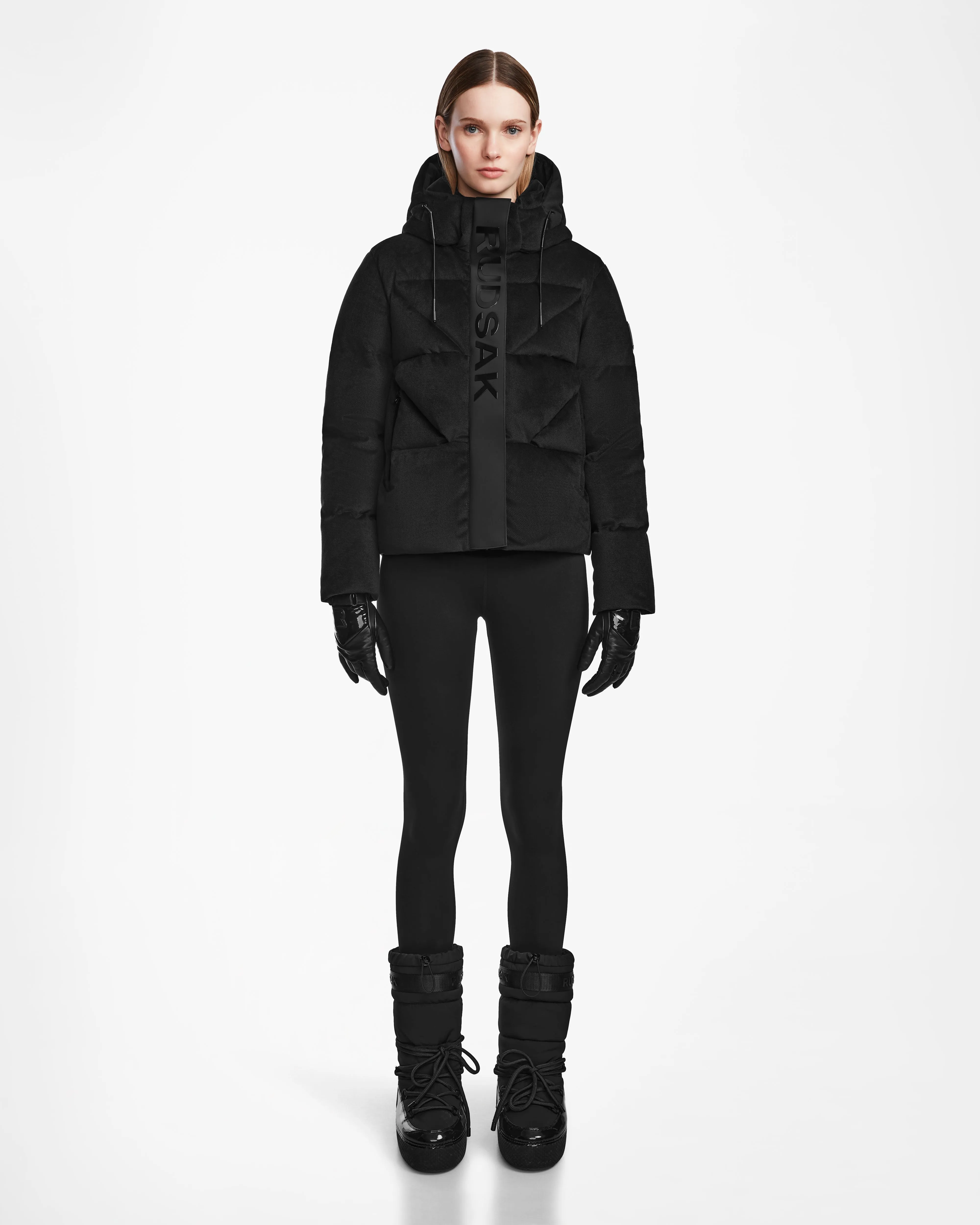 STEFANIE V - L124518 Black