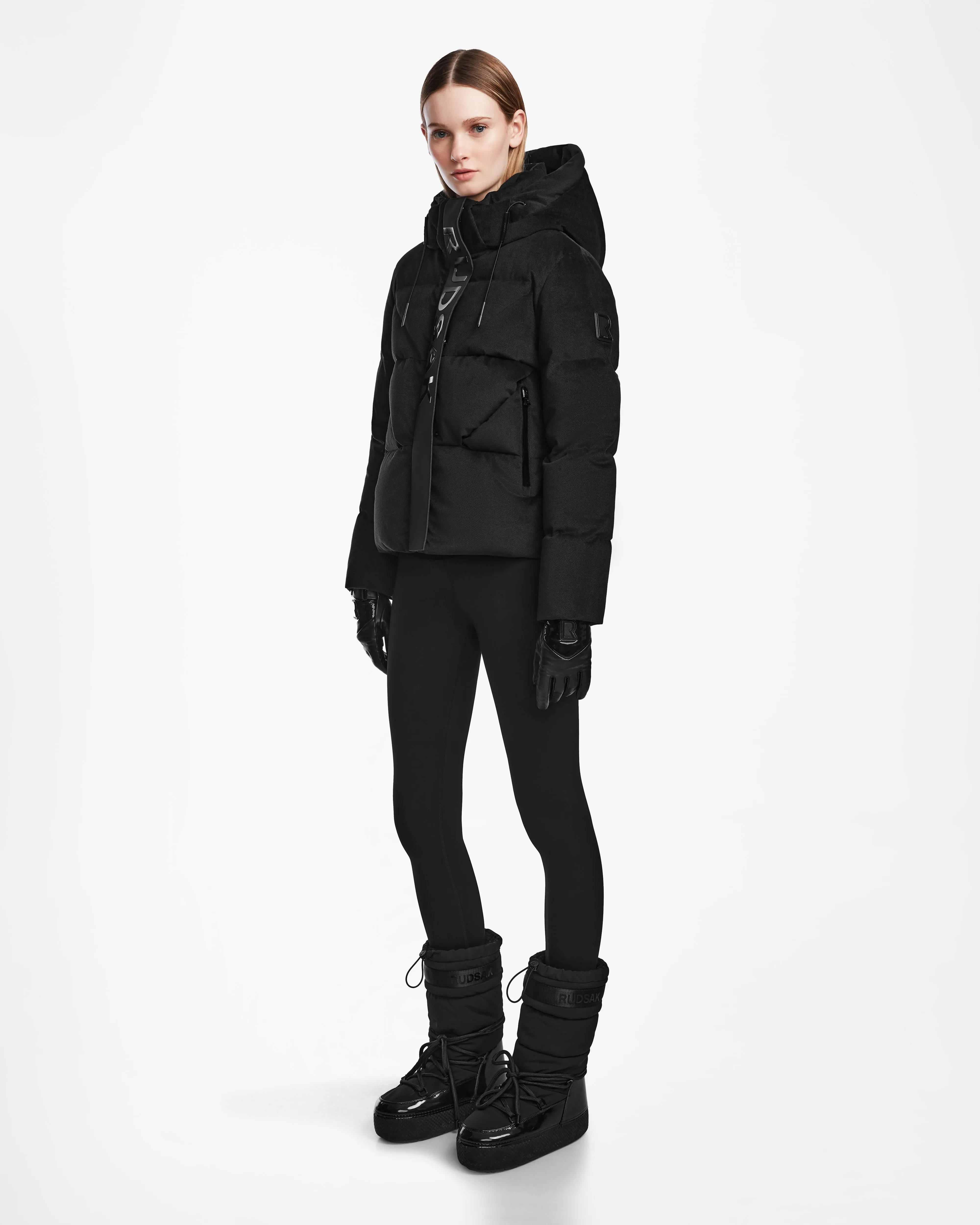 STEFANIE V - L124518 Black
