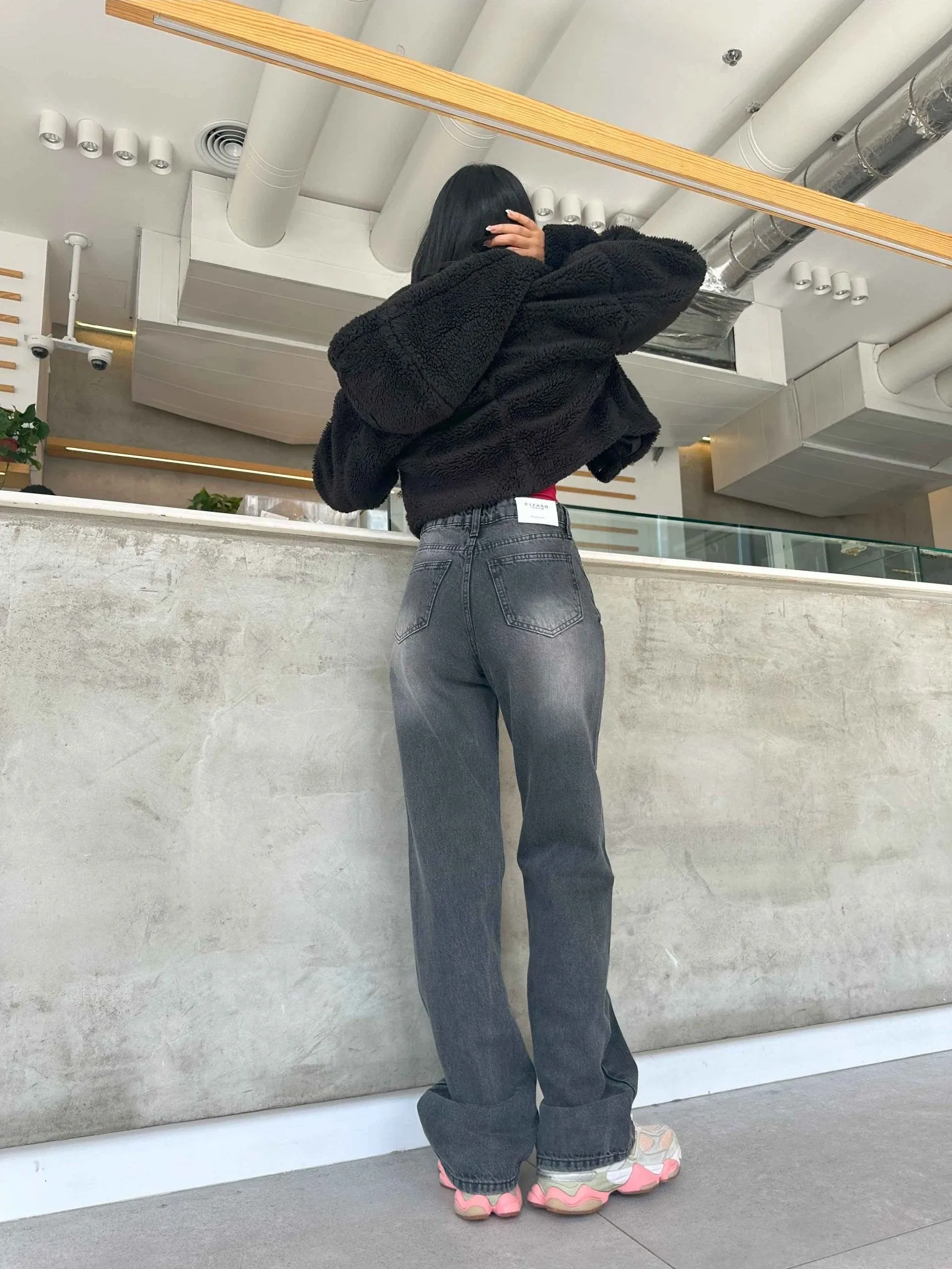 Straight Leg - Faded Grey Jeans.