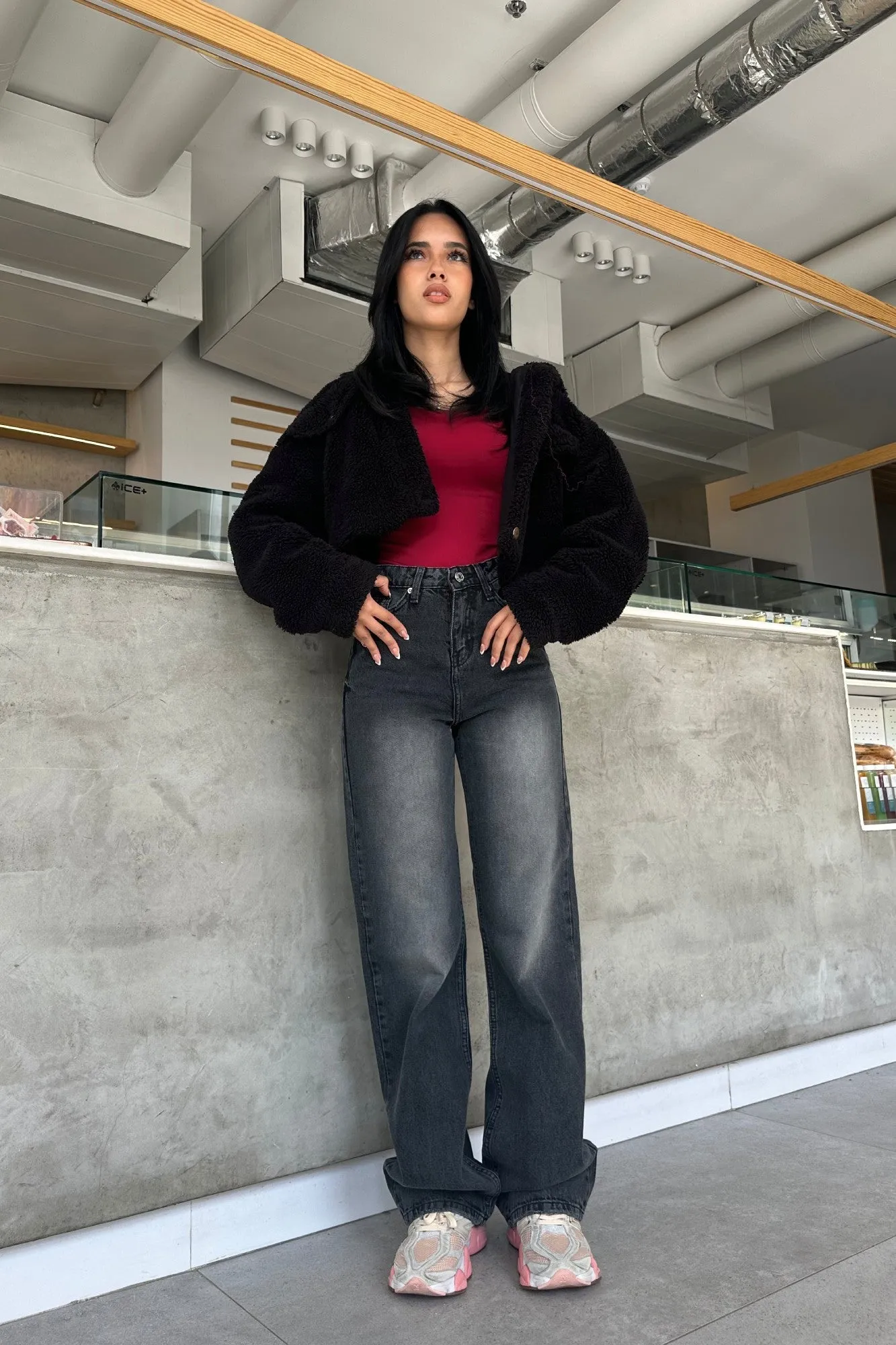 Straight Leg - Faded Grey Jeans.