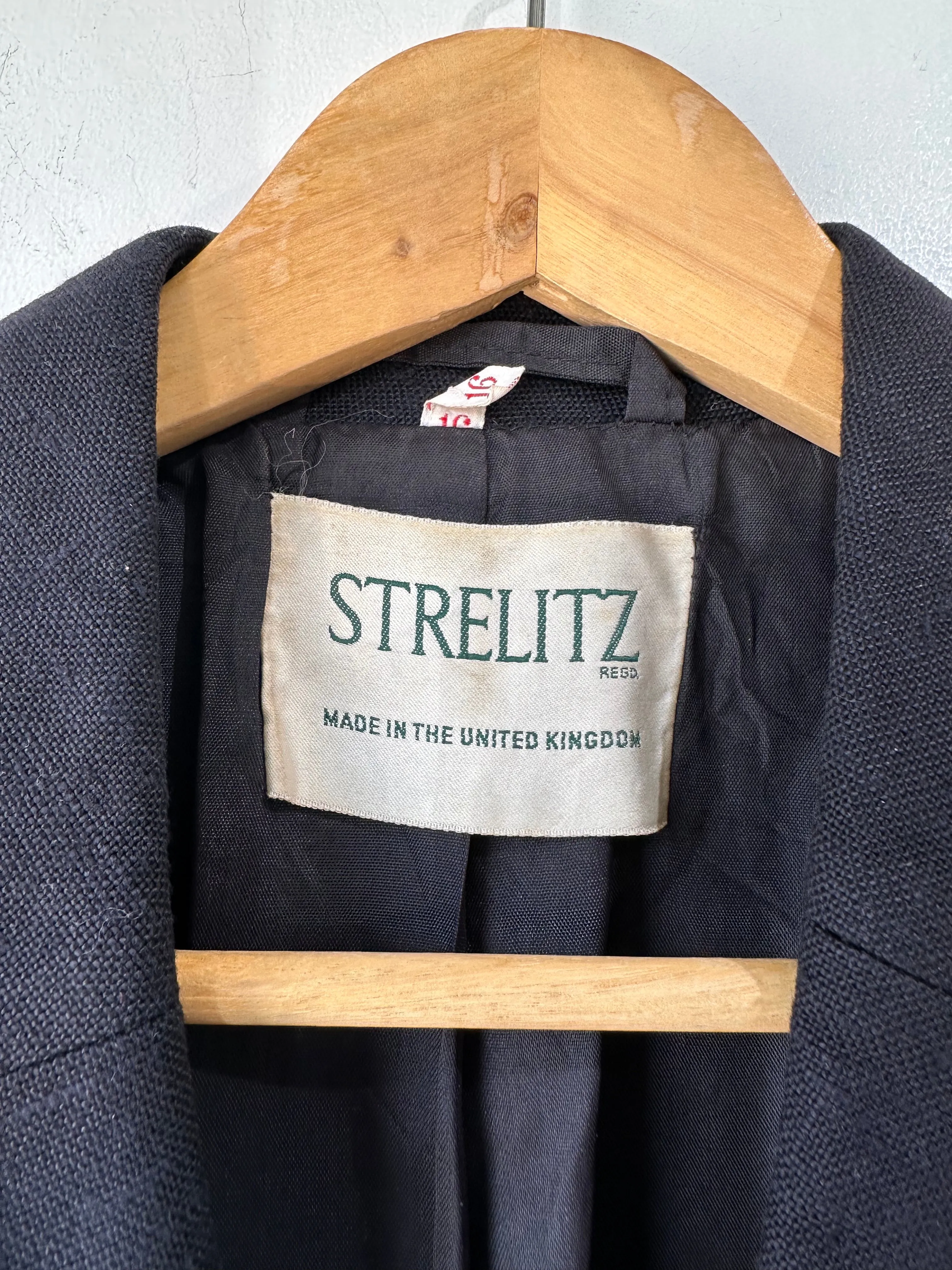 Strelitz UK Navy Blazer