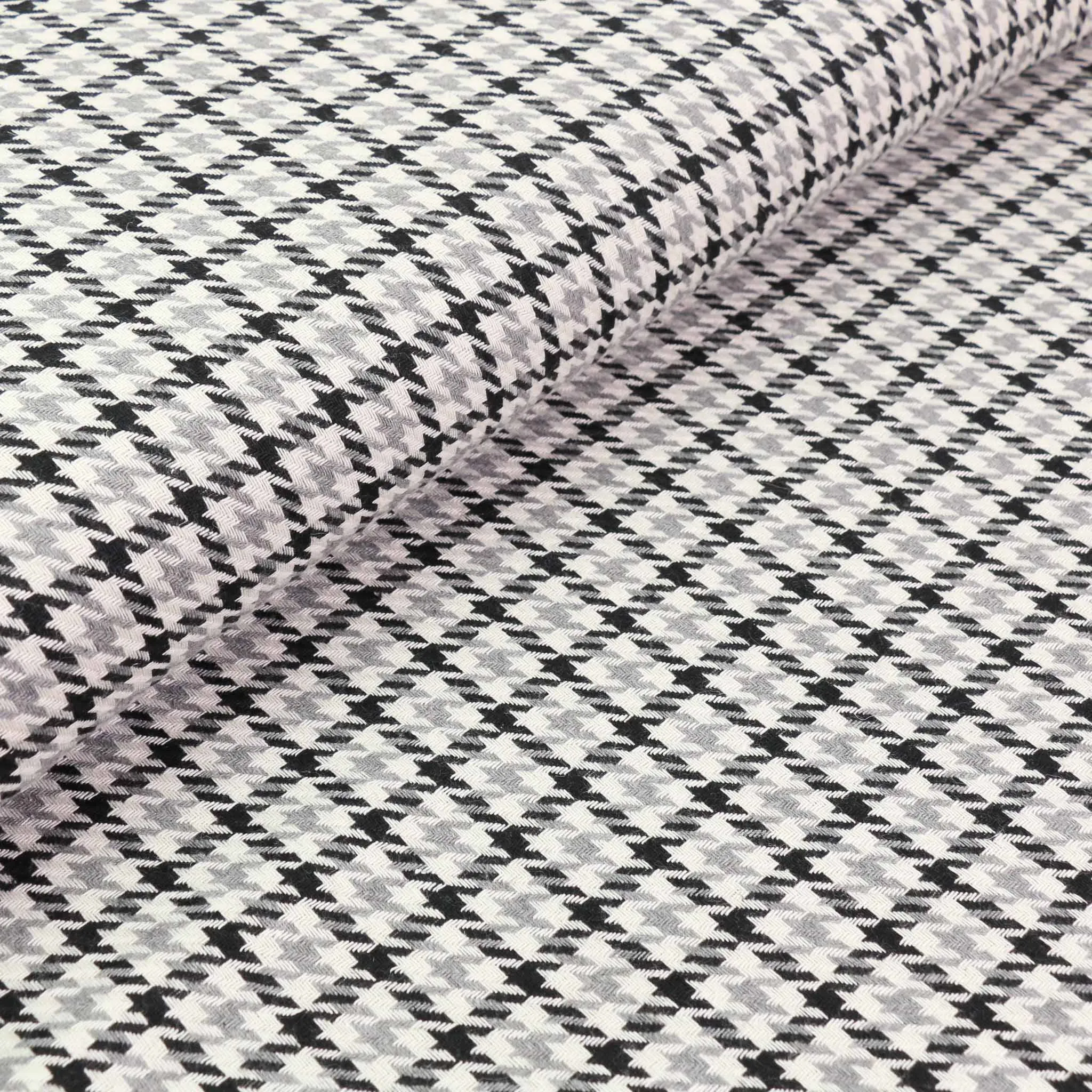 Wool blend suiting -  Black, white, grey