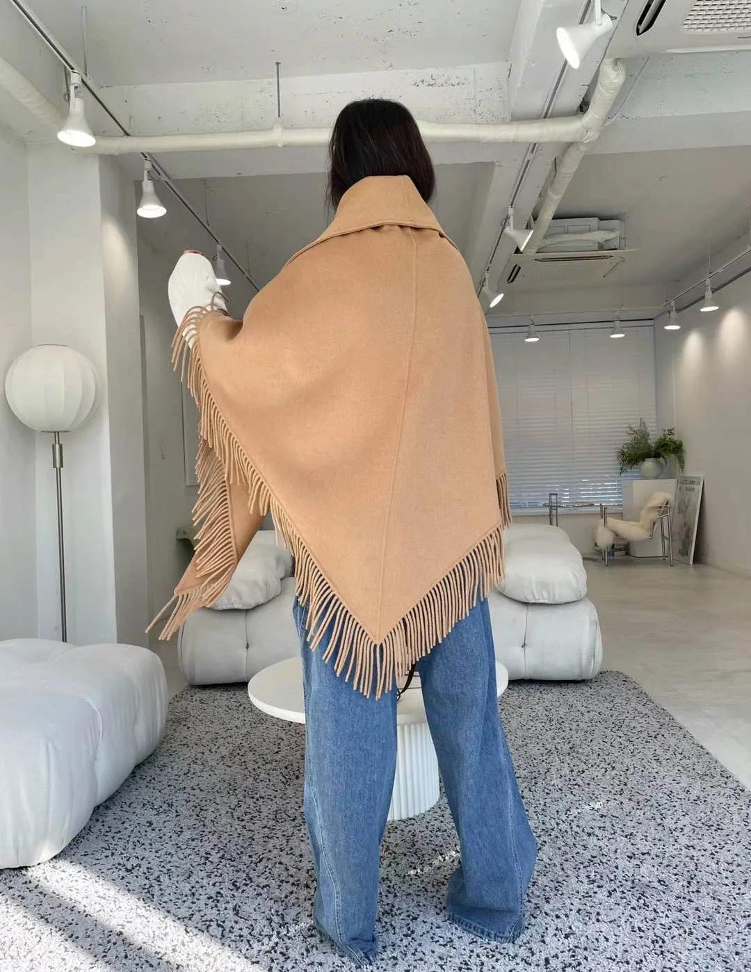 WOOL FRINGE SHAWL
